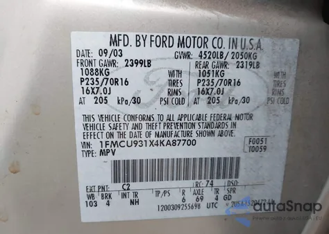 2004 Ford Escape Xlt z USA, uszkodzony, nr VIN 1FMCU931X4KA87700